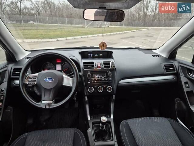 Білий Субару Forester, об'ємом двигуна 2 л та пробігом 245 тис. км за 11900 $, фото 4 на Automoto.ua