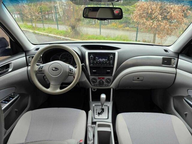 Білий Субару Forester, об'ємом двигуна 2.5 л та пробігом 232 тис. км за 9499 $, фото 9 на Automoto.ua