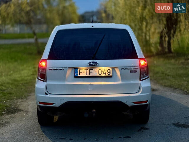 Білий Субару Forester, об'ємом двигуна 0 л та пробігом 350 тис. км за 4000 $, фото 5 на Automoto.ua