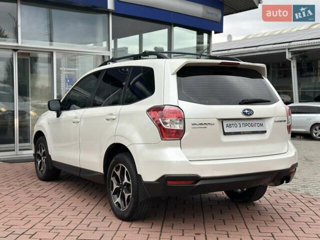 Белый Субару Форестер, объемом двигателя 1.99 л и пробегом 308 тыс. км за 9407 $, фото 5 на Automoto.ua