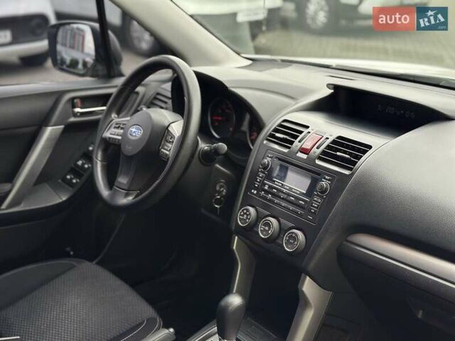 Белый Субару Форестер, объемом двигателя 1.99 л и пробегом 308 тыс. км за 9407 $, фото 16 на Automoto.ua