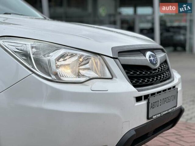 Белый Субару Форестер, объемом двигателя 1.99 л и пробегом 308 тыс. км за 9407 $, фото 4 на Automoto.ua