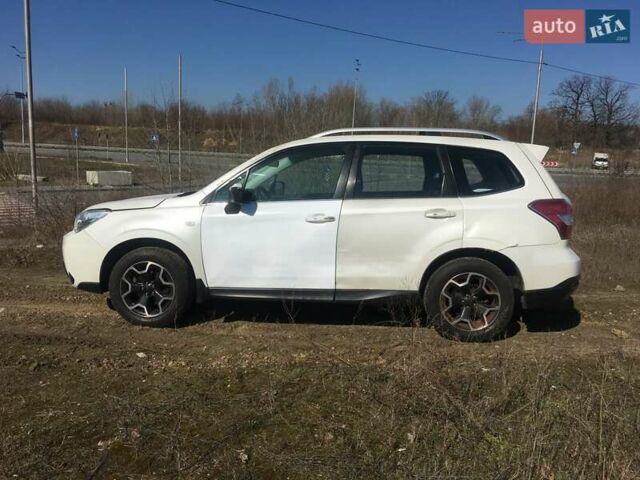 Білий Субару Forester, об'ємом двигуна 2 л та пробігом 236 тис. км за 6700 $, фото 5 на Automoto.ua
