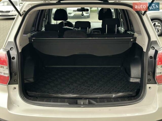 Белый Субару Форестер, объемом двигателя 1.99 л и пробегом 308 тыс. км за 9407 $, фото 17 на Automoto.ua