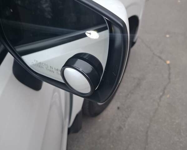 Белый Субару Форестер, объемом двигателя 2.5 л и пробегом 250 тыс. км за 10900 $, фото 26 на Automoto.ua