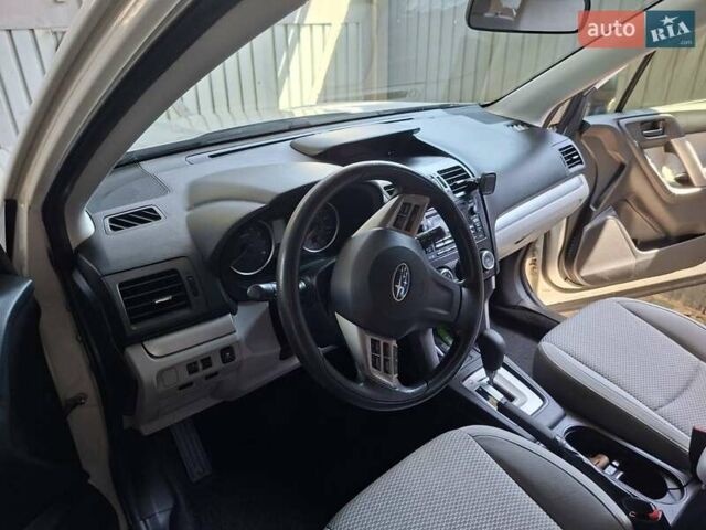 Білий Субару Forester, об'ємом двигуна 2.5 л та пробігом 177 тис. км за 12200 $, фото 10 на Automoto.ua