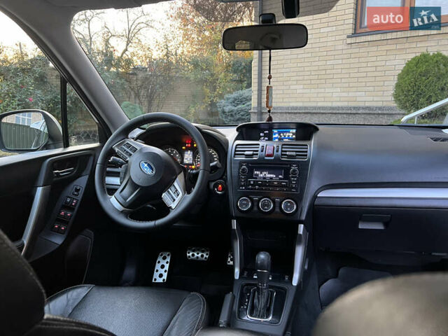 Белый Субару Форестер, объемом двигателя 2.5 л и пробегом 96 тыс. км за 20000 $, фото 6 на Automoto.ua