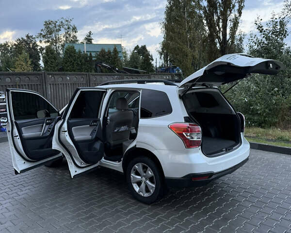 Білий Субару Forester, об'ємом двигуна 2.5 л та пробігом 199 тис. км за 11500 $, фото 10 на Automoto.ua