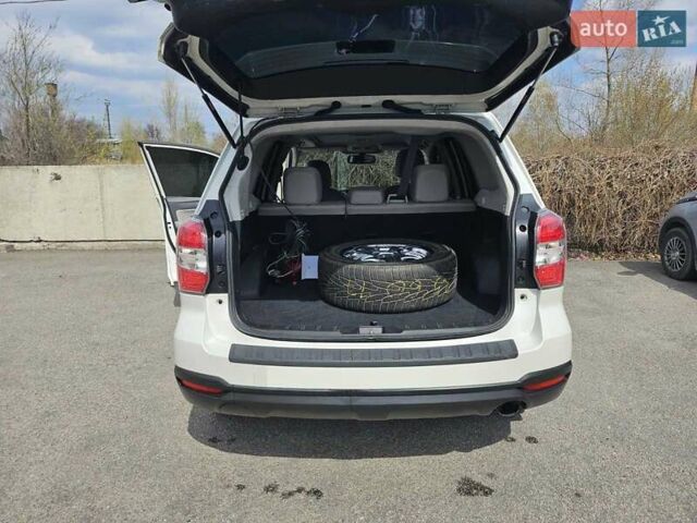 Білий Субару Forester, об'ємом двигуна 2.5 л та пробігом 250 тис. км за 13800 $, фото 10 на Automoto.ua