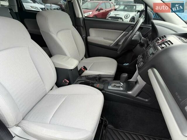Білий Субару Forester, об'ємом двигуна 2.46 л та пробігом 187 тис. км за 13300 $, фото 21 на Automoto.ua