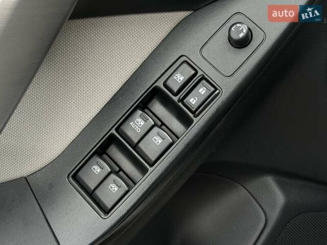Білий Субару Forester, об'ємом двигуна 2.46 л та пробігом 187 тис. км за 13300 $, фото 32 на Automoto.ua