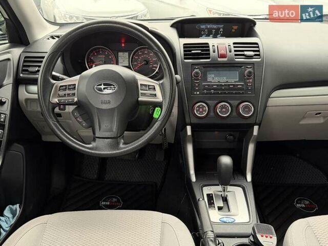 Білий Субару Forester, об'ємом двигуна 2.46 л та пробігом 187 тис. км за 13300 $, фото 18 на Automoto.ua