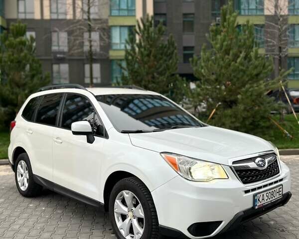 Белый Субару Форестер, объемом двигателя 2.5 л и пробегом 220 тыс. км за 10900 $, фото 4 на Automoto.ua