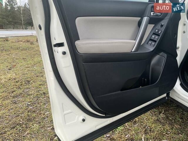 Білий Субару Forester, об'ємом двигуна 2.46 л та пробігом 157 тис. км за 12995 $, фото 19 на Automoto.ua