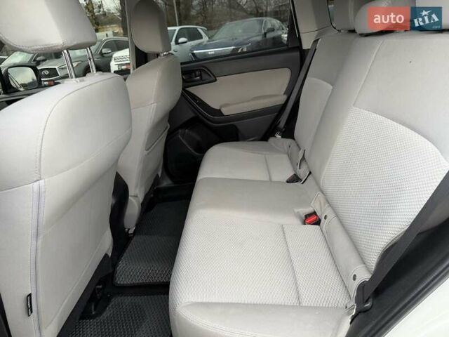 Білий Субару Forester, об'ємом двигуна 2.46 л та пробігом 187 тис. км за 13300 $, фото 30 на Automoto.ua