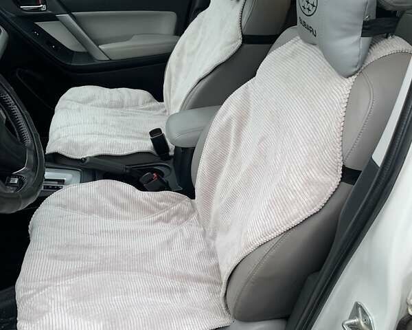 Білий Субару Forester, об'ємом двигуна 2.46 л та пробігом 157 тис. км за 12995 $, фото 11 на Automoto.ua