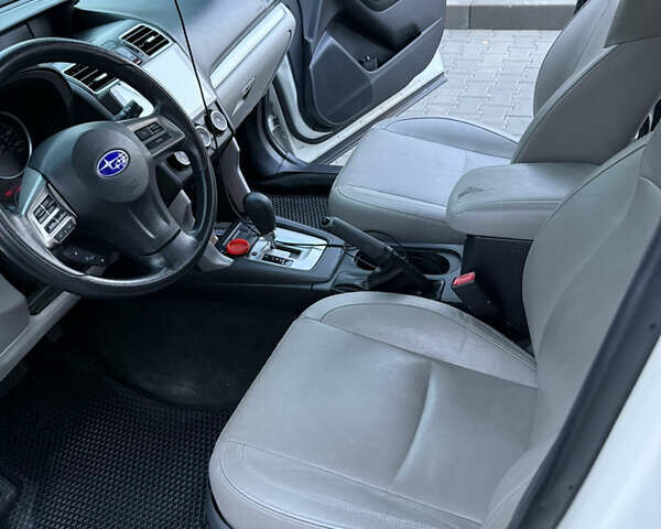 Білий Субару Forester, об'ємом двигуна 2.5 л та пробігом 199 тис. км за 11500 $, фото 15 на Automoto.ua