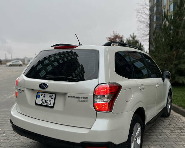 Белый Субару Форестер, объемом двигателя 2.5 л и пробегом 220 тыс. км за 10900 $, фото 8 на Automoto.ua