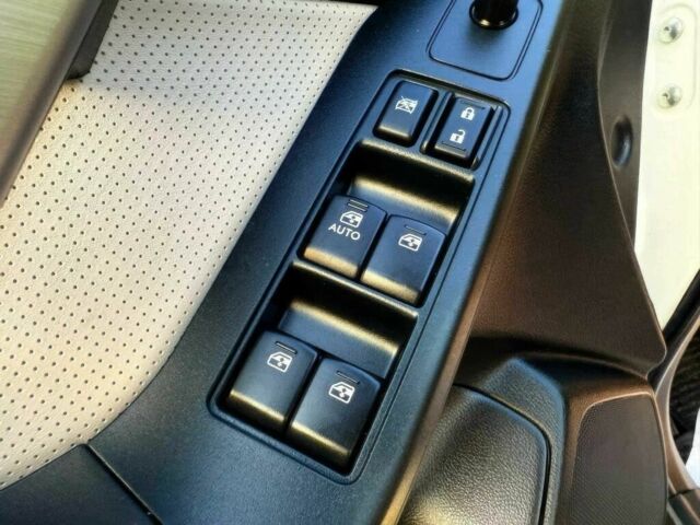 Білий Субару Forester, об'ємом двигуна 2.5 л та пробігом 145 тис. км за 4600 $, фото 10 на Automoto.ua