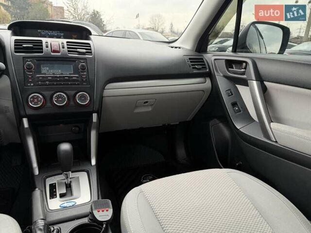 Білий Субару Forester, об'ємом двигуна 2.46 л та пробігом 187 тис. км за 13300 $, фото 19 на Automoto.ua