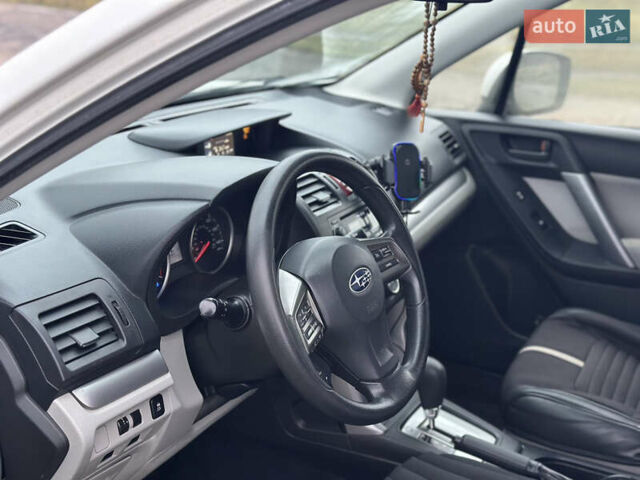 Білий Субару Forester, об'ємом двигуна 2.46 л та пробігом 146 тис. км за 13300 $, фото 2 на Automoto.ua