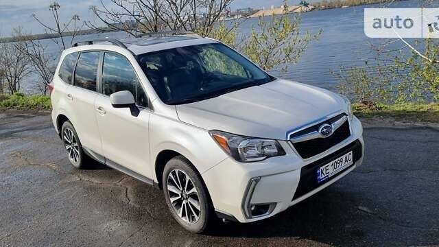 Білий Субару Forester, об'ємом двигуна 2 л та пробігом 86 тис. км за 13400 $, фото 2 на Automoto.ua