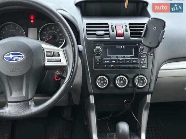 Білий Субару Forester, об'ємом двигуна 2.46 л та пробігом 146 тис. км за 13300 $, фото 3 на Automoto.ua