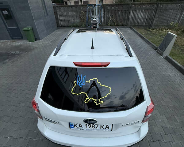 Білий Субару Forester, об'ємом двигуна 2.5 л та пробігом 199 тис. км за 11500 $, фото 27 на Automoto.ua