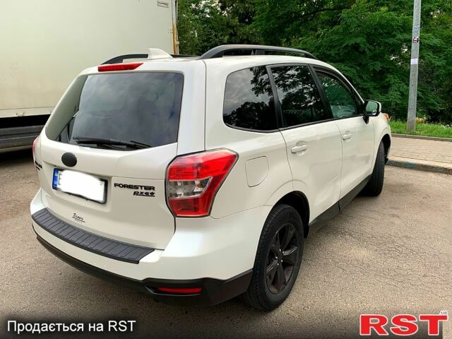 Білий Субару Forester, об'ємом двигуна 2.5 л та пробігом 218 тис. км за 11500 $, фото 1 на Automoto.ua
