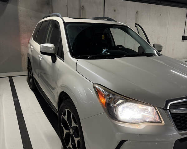 Білий Субару Forester, об'ємом двигуна 2 л та пробігом 168 тис. км за 16000 $, фото 3 на Automoto.ua