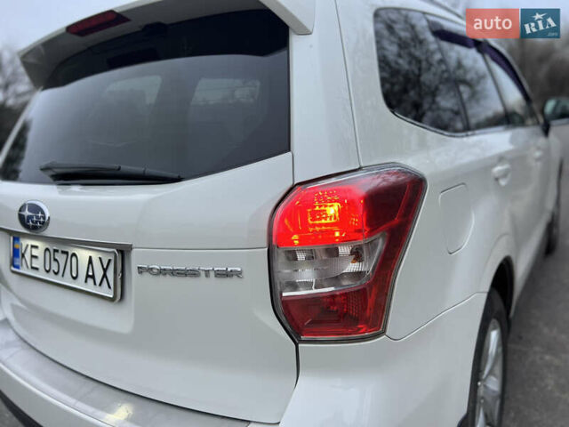 Білий Субару Forester, об'ємом двигуна 2.5 л та пробігом 143 тис. км за 15800 $, фото 1 на Automoto.ua