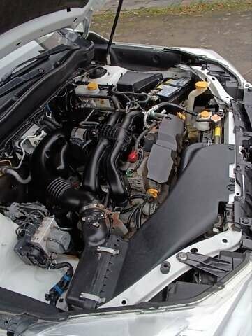 Белый Субару Форестер, объемом двигателя 2.5 л и пробегом 108 тыс. км за 12500 $, фото 18 на Automoto.ua