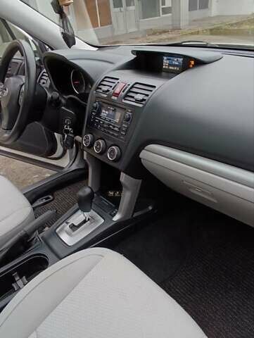 Белый Субару Форестер, объемом двигателя 2.5 л и пробегом 108 тыс. км за 12500 $, фото 10 на Automoto.ua