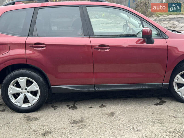 Белый Субару Форестер, объемом двигателя 2.46 л и пробегом 140 тыс. км за 11700 $, фото 2 на Automoto.ua