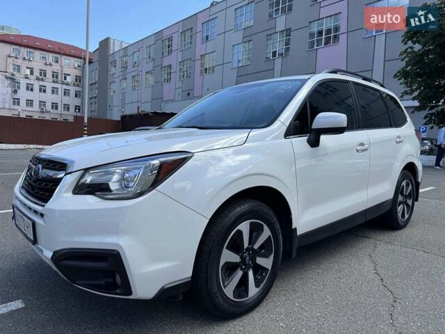 Білий Субару Forester, об'ємом двигуна 2.5 л та пробігом 77 тис. км за 19300 $, фото 1 на Automoto.ua