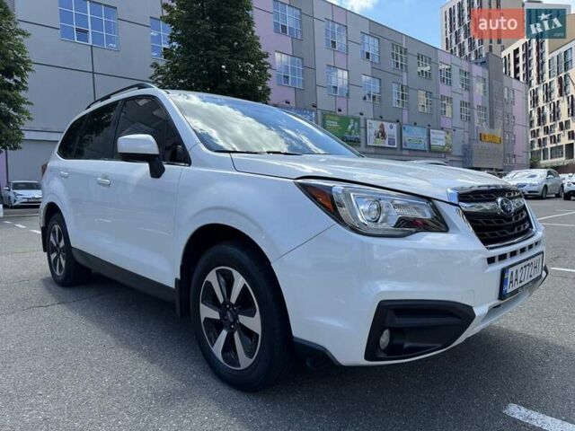 Білий Субару Forester, об'ємом двигуна 2.5 л та пробігом 77 тис. км за 19300 $, фото 13 на Automoto.ua