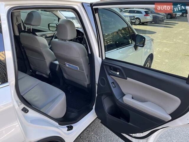 Білий Субару Forester, об'ємом двигуна 2.5 л та пробігом 77 тис. км за 19300 $, фото 34 на Automoto.ua