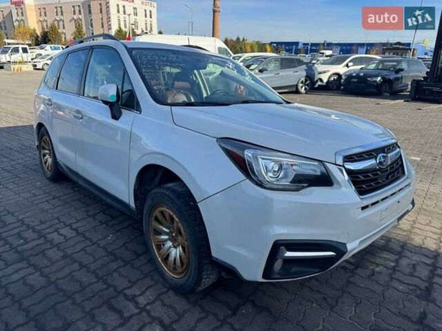 Білий Субару Forester, об'ємом двигуна 2.5 л та пробігом 241 тис. км за 8800 $, фото 5 на Automoto.ua