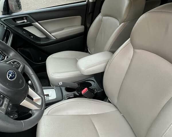 Белый Субару Форестер, объемом двигателя 2.46 л и пробегом 180 тыс. км за 12200 $, фото 16 на Automoto.ua