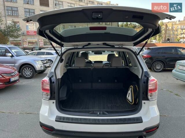 Білий Субару Forester, об'ємом двигуна 2.5 л та пробігом 77 тис. км за 19300 $, фото 8 на Automoto.ua