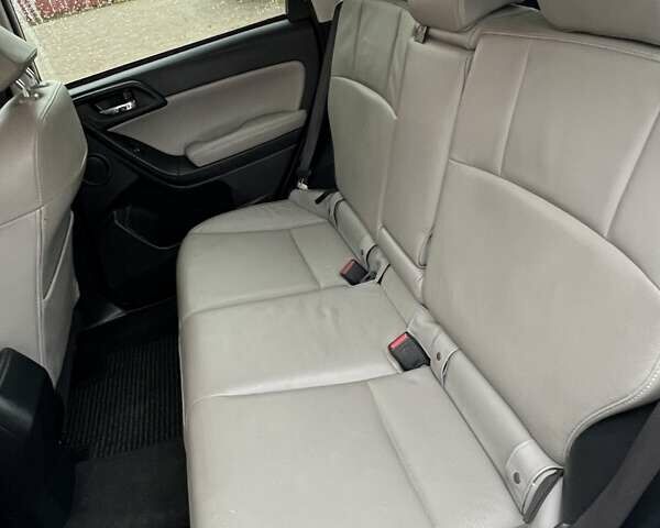 Белый Субару Форестер, объемом двигателя 2.46 л и пробегом 180 тыс. км за 12200 $, фото 17 на Automoto.ua