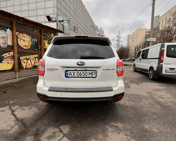 Белый Субару Форестер, объемом двигателя 2.5 л и пробегом 133 тыс. км за 13000 $, фото 5 на Automoto.ua