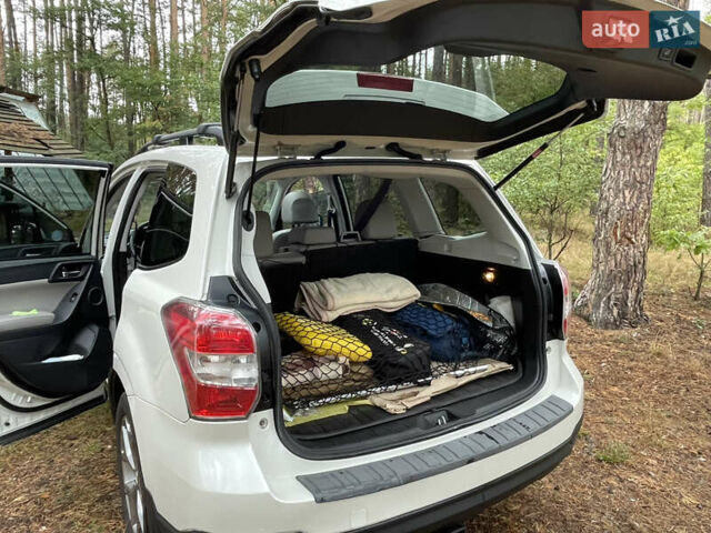 Белый Субару Форестер, объемом двигателя 2.5 л и пробегом 101 тыс. км за 14900 $, фото 12 на Automoto.ua