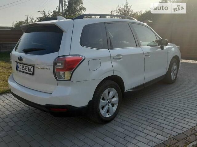 Белый Субару Форестер, объемом двигателя 2 л и пробегом 330 тыс. км за 11500 $, фото 3 на Automoto.ua