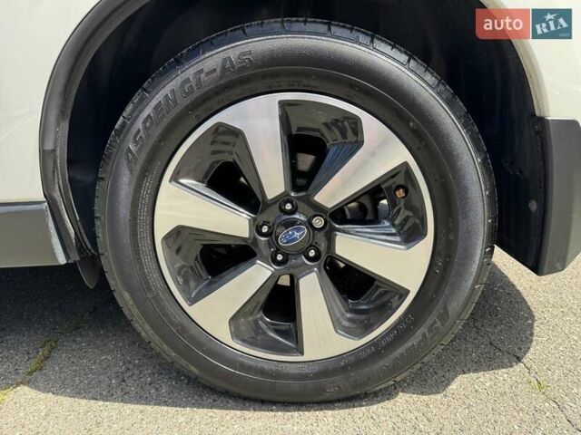 Білий Субару Forester, об'ємом двигуна 2.5 л та пробігом 77 тис. км за 19300 $, фото 14 на Automoto.ua