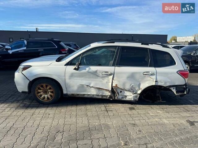 Білий Субару Forester, об'ємом двигуна 2.5 л та пробігом 241 тис. км за 8800 $, фото 1 на Automoto.ua