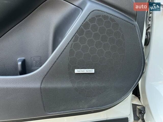 Білий Субару Forester, об'ємом двигуна 2.5 л та пробігом 77 тис. км за 19300 $, фото 32 на Automoto.ua