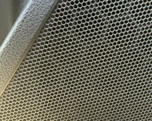 Белый Субару Форестер, объемом двигателя 2.5 л и пробегом 101 тыс. км за 14900 $, фото 2 на Automoto.ua