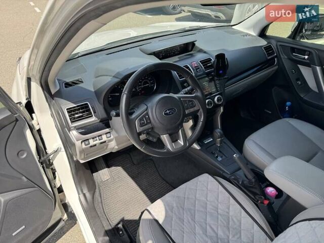 Білий Субару Forester, об'ємом двигуна 2.5 л та пробігом 77 тис. км за 19300 $, фото 16 на Automoto.ua