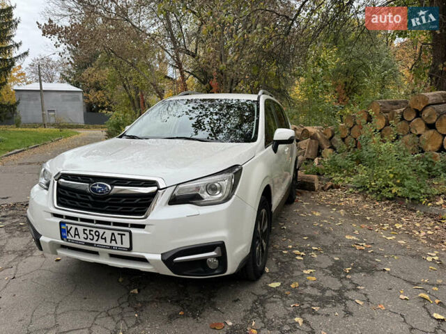 Белый Субару Форестер, объемом двигателя 2.5 л и пробегом 120 тыс. км за 16900 $, фото 4 на Automoto.ua